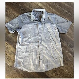 Travis Mathew men's XL button up gray shirt